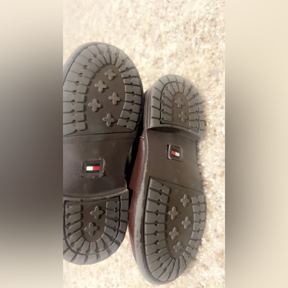 Tommy Hilfiger boots - Picture 4 of 4